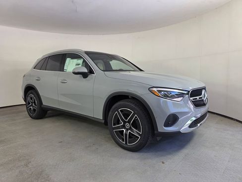 New 2026 Mercedes-Benz GLC 300 image 1