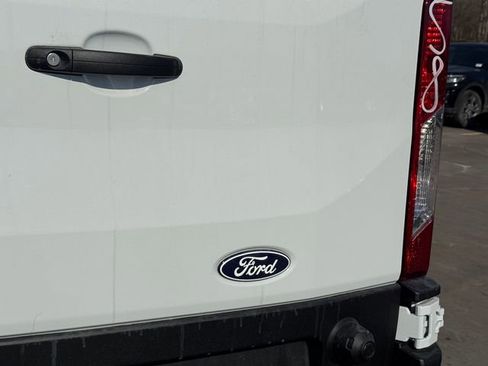 New 2026 Ford Transit 250 148 Medium Roof image 9