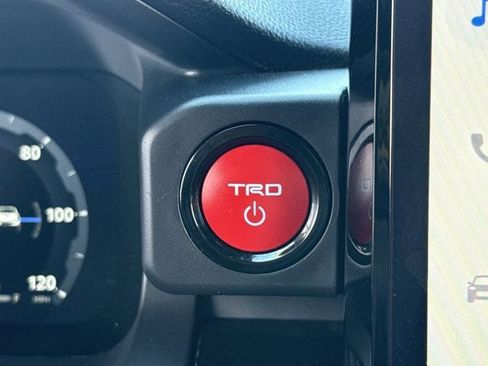 Used 2025 Toyota Tacoma TRD Pro AWD/4WD image 25