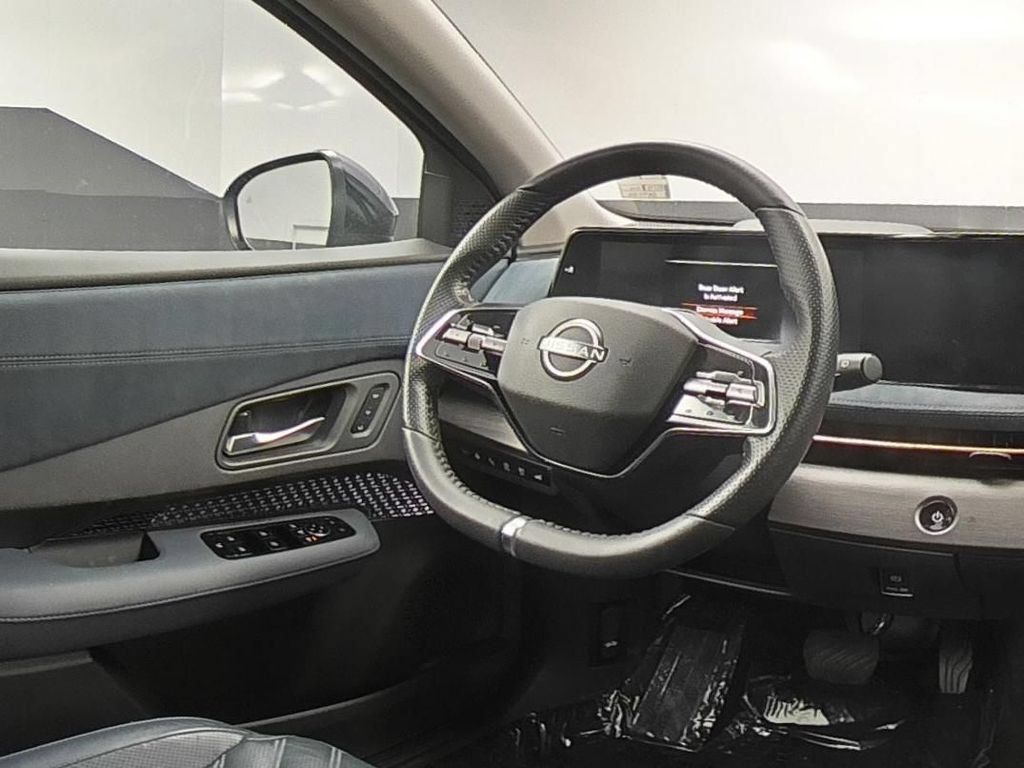 Used 2024 Nissan Ariya AWD image 26