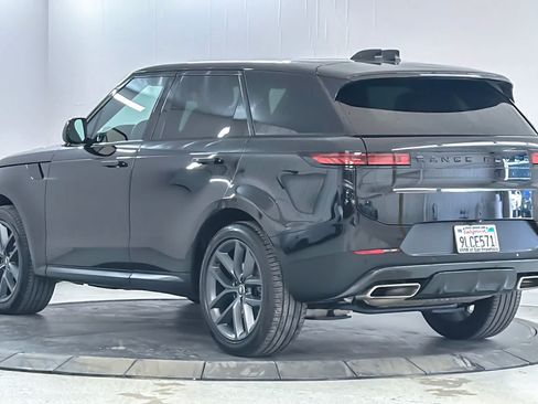 Used 2024 Land Rover Range Rover Sport SE AWD/4WD image 6