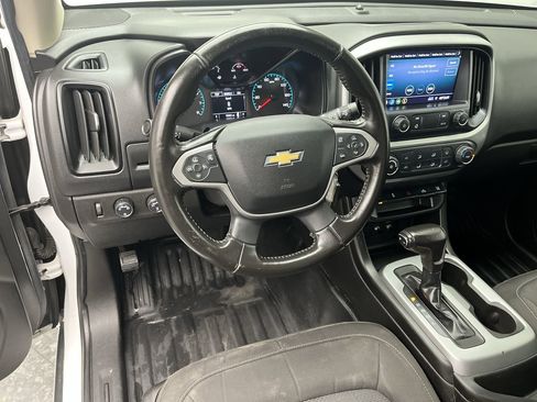 Used 2021 Chevrolet Colorado LT w/ Fleet Safety Package image 12