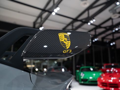 Used 2022 Porsche 911 GT3 RWD image 52
