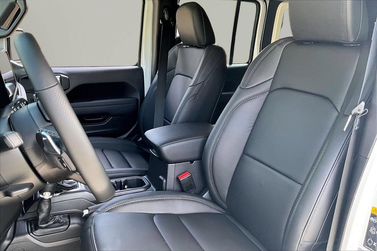 New 2027 Jeep Wrangler Unlimited Rubicon 392 AWD/4WD image 17
