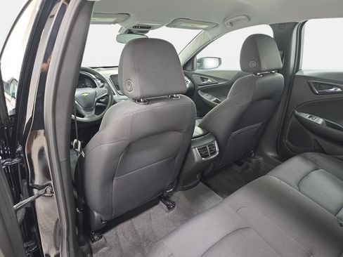 Used 2025 Chevrolet Malibu LT FWD image 12