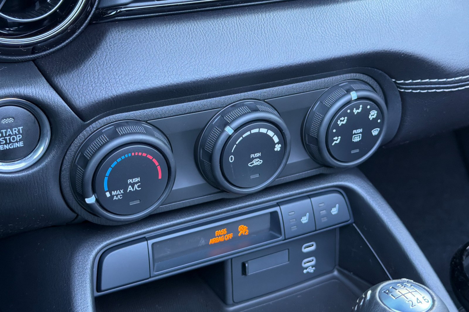 New 2026 MAZDA MX-5 Miata Club w/ Interior Package RWD image 23