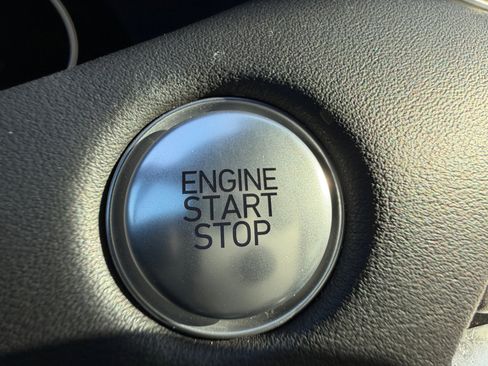 Used 2022 Hyundai Palisade Calligraphy image 30