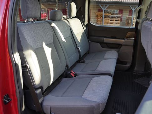 Certified 2022 Ford F150 XLT w/ Equipment Group 302A High image 29