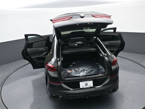 New 2026 BMW X6 xDrive40i w/ Executive Package AWD/4WD image 43