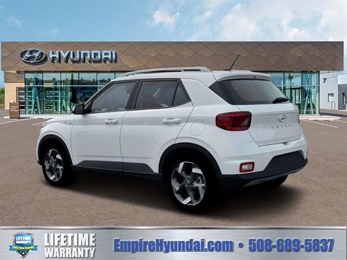 New 2026 Hyundai Venue SEL image 4