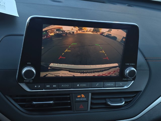 Used 2021 Nissan Altima 2.5 SR w/ SR Premium Package FWD image 19