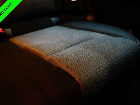 Used 2022 Nissan Rogue SV image 59