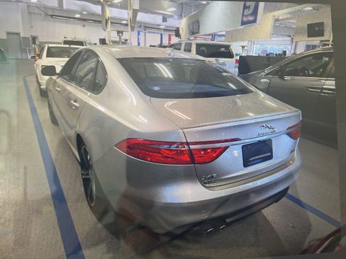 Used 2017 Jaguar XF R-Sport image 16