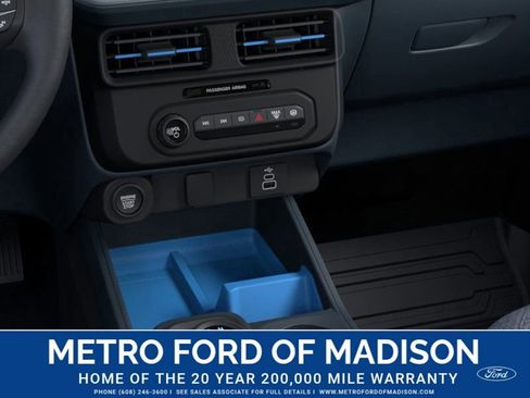 New 2026 Ford Maverick XLT image 17