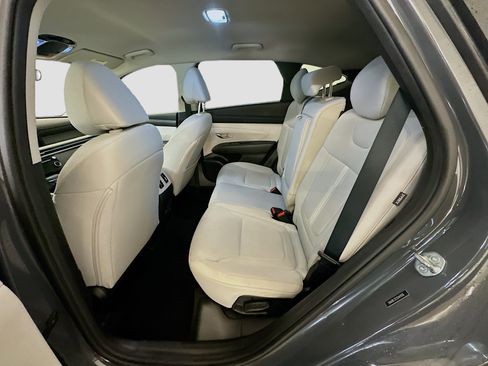Used 2025 Hyundai Tucson SEL AWD/4WD image 28