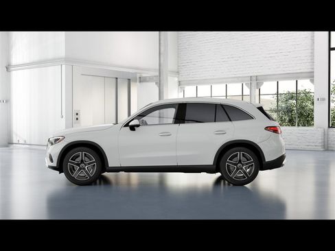 Certified 2026 Mercedes-Benz GLC 300 4MATIC image 29