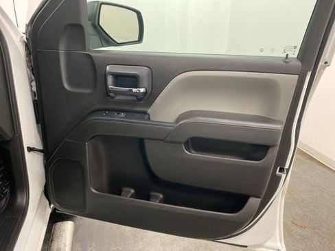 Used 2019 Chevrolet Silverado 1500 Custom w/ Custom Convenience Package image 22