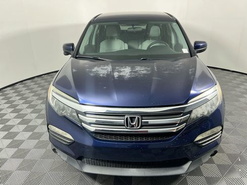 Used 2017 Honda Pilot EX image 8