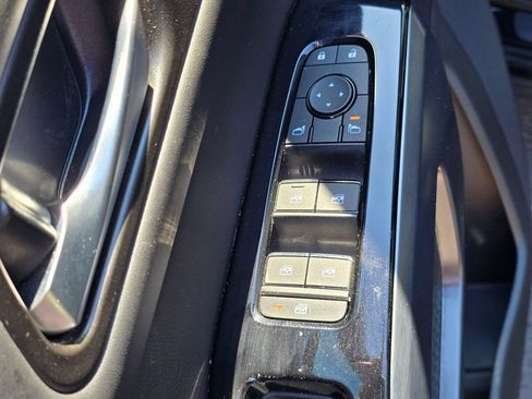 Used 2024 Nissan Pathfinder SL w/ SL Premium Package AWD/4WD image 15