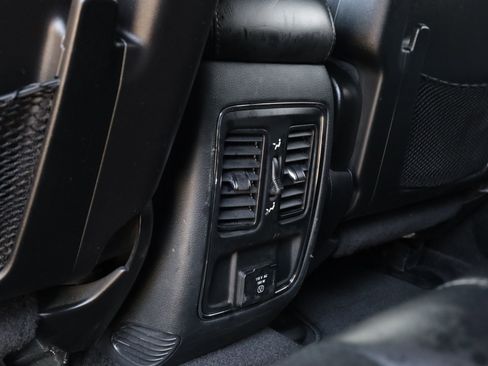 Used 2017 Jeep Grand Cherokee Altitude image 14