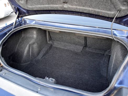 Used 2013 Dodge Challenger SXT w/ Sound Group image 10