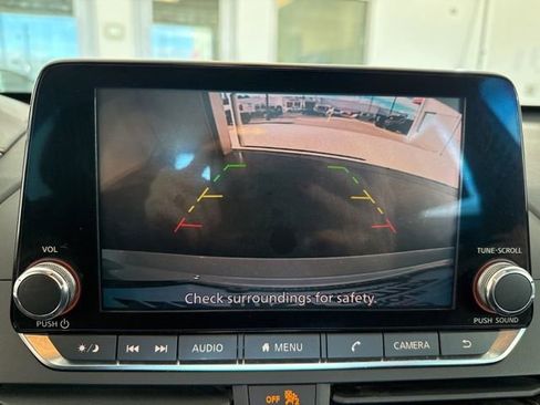 Used 2019 Nissan Altima 2.5 SR w/ SR Premium Package image 28