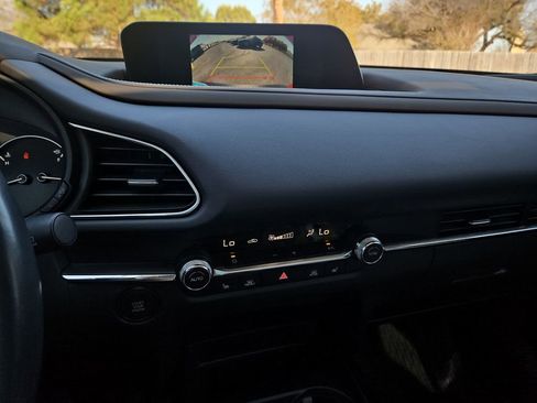 Used 2023 MAZDA CX-30 AWD 2.5 S w/ Premium Package image 21