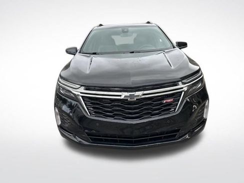 Used 2023 Chevrolet Equinox RS w/ LPO, Floor Liner Package FWD image 9