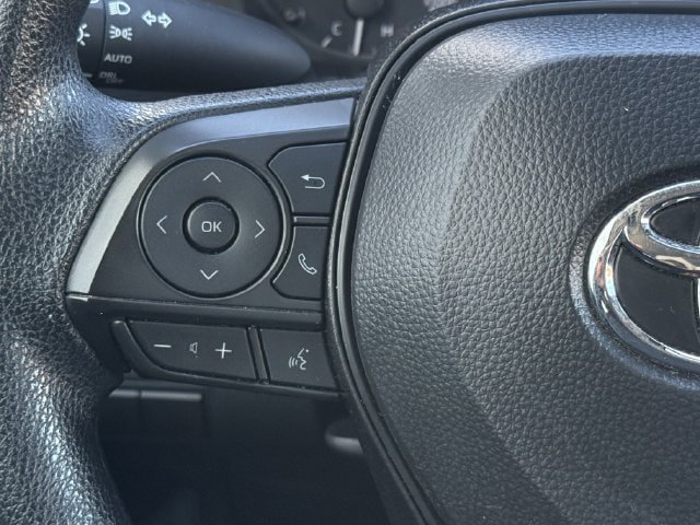 Used 2025 Toyota Corolla LE FWD image 14