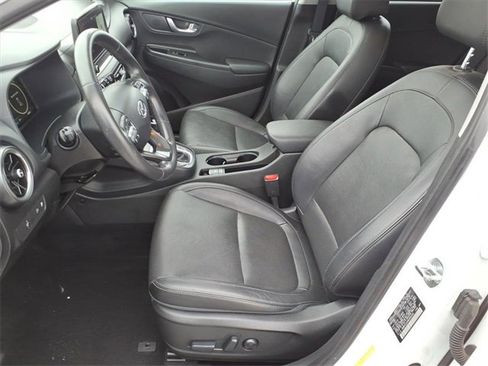 Used 2022 Hyundai Kona Limited w/ Cargo Package image 15