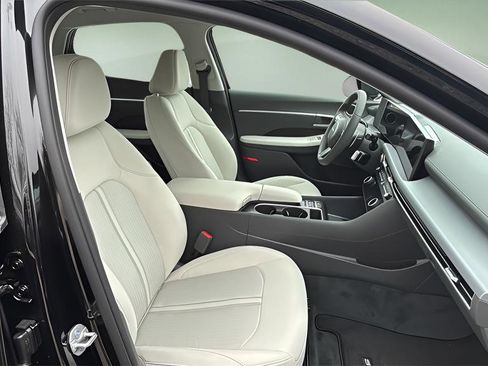 New 2026 Hyundai Sonata SEL FWD image 15