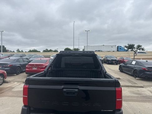 Used 2024 Toyota Tacoma 4x4 Double Cab Hybrid image 5