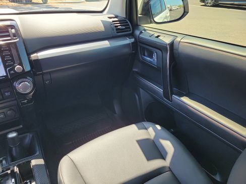Used 2023 Toyota 4Runner TRD Off-Road Premium w/ Moonroof Package AWD/4WD image 18