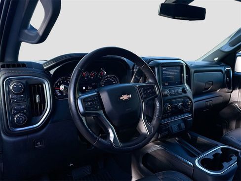Used 2019 Chevrolet Silverado 1500 LTZ image 10