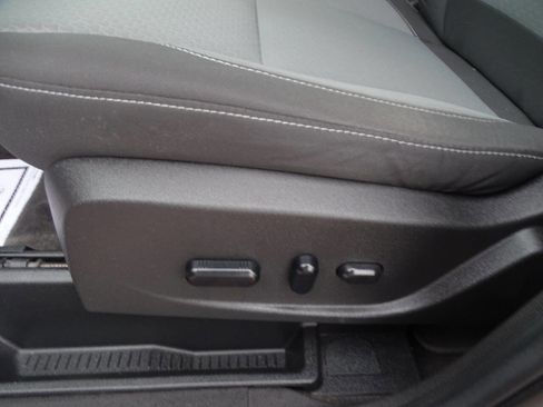 Used 2018 Ford Escape SE w/ SE SYNC Package image 11