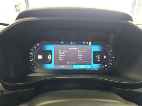 Used 2023 Volvo XC40 B5 Plus w/ Climate Package AWD/4WD image 11