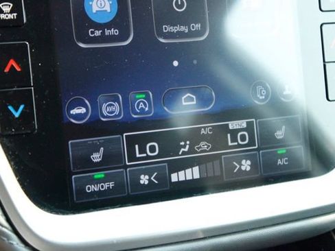 Used 2025 Subaru Outback Onyx Edition AWD/4WD image 28