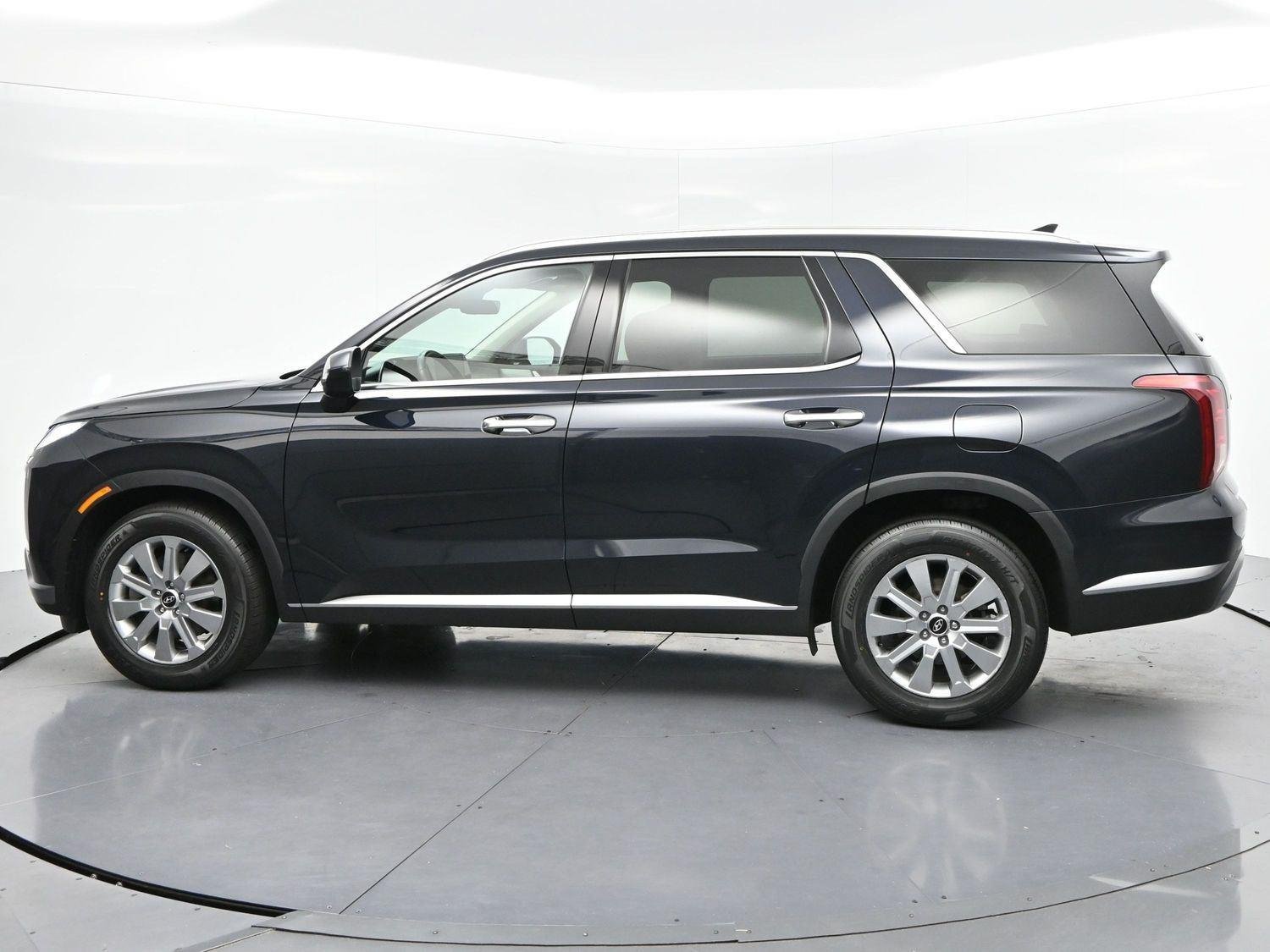 Used 2023 Hyundai Palisade SEL w/ Cargo Package AWD/4WD image 5