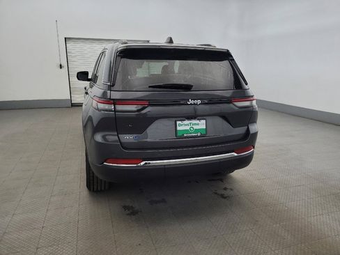 Used 2022 Jeep Grand Cherokee Limited 4xe image 6