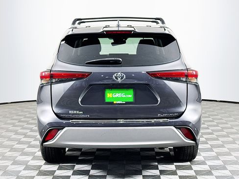 Used 2020 Toyota Highlander Platinum image 8