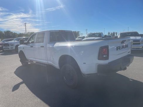 New 2026 RAM 3500 Tradesman AWD/4WD image 5
