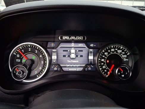 Used 2019 RAM 1500 Big Horn image 26