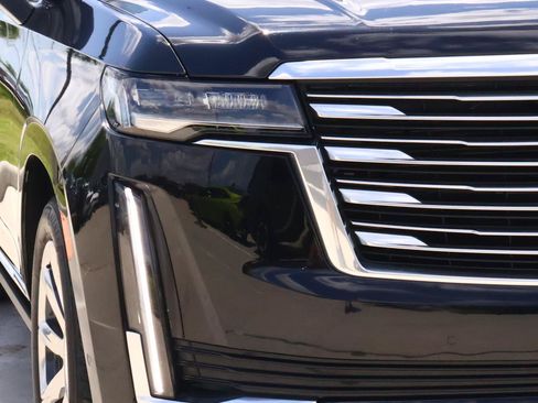 Certified 2024 Cadillac Escalade ESV Premium Luxury Platinum AWD/4WD image 9