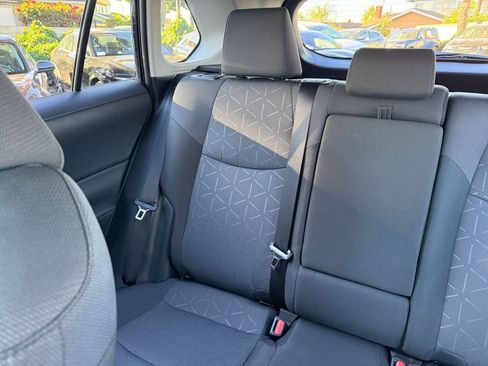 Used 2025 Toyota RAV4 XLE image 36
