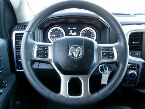 Used 2024 RAM 1500 Classic SLT image 9