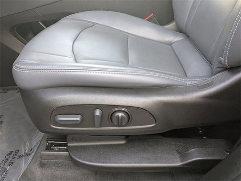 Used 2023 Buick Enclave Essence w/ Experience Buick Package image 23