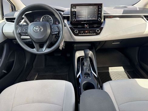 Used 2020 Toyota Corolla LE image 14
