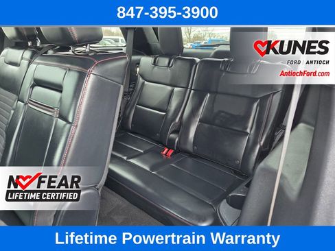 Used 2025 Ford Explorer ST-Line w/ ST-Line Street Pack image 25