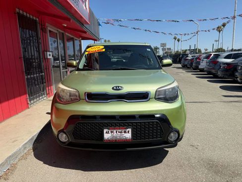 Used 2016 Kia Soul + w/ Audio Package image 2