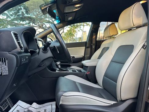 Used 2018 Kia Sportage EX w/ EX Sport Appearance Package image 8